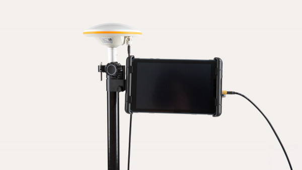 Vermessungstablet mit integriertem RTK und Erweiterungsantenne